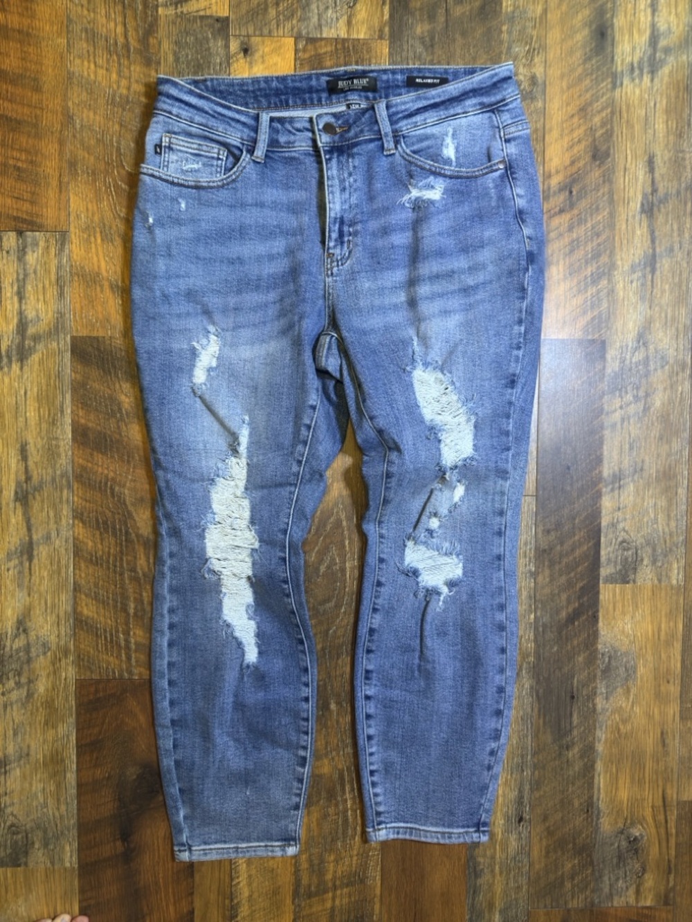 Judy Blue Jeans Relaxed Fit Distressed Jeans Stretchy Blue Denim Casual Size 14W - Picture 1 of 7